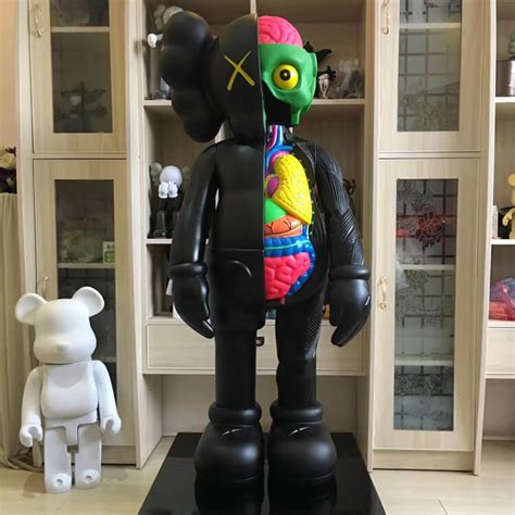 replica kaws